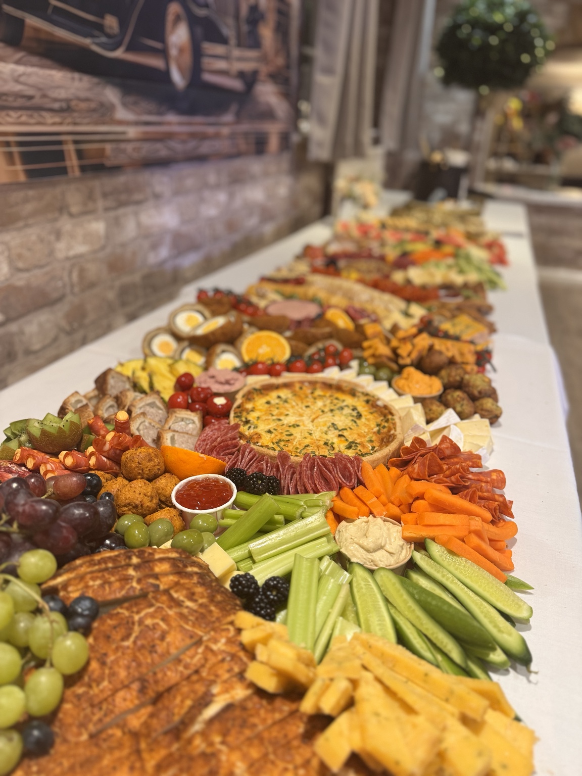 Long grazing table